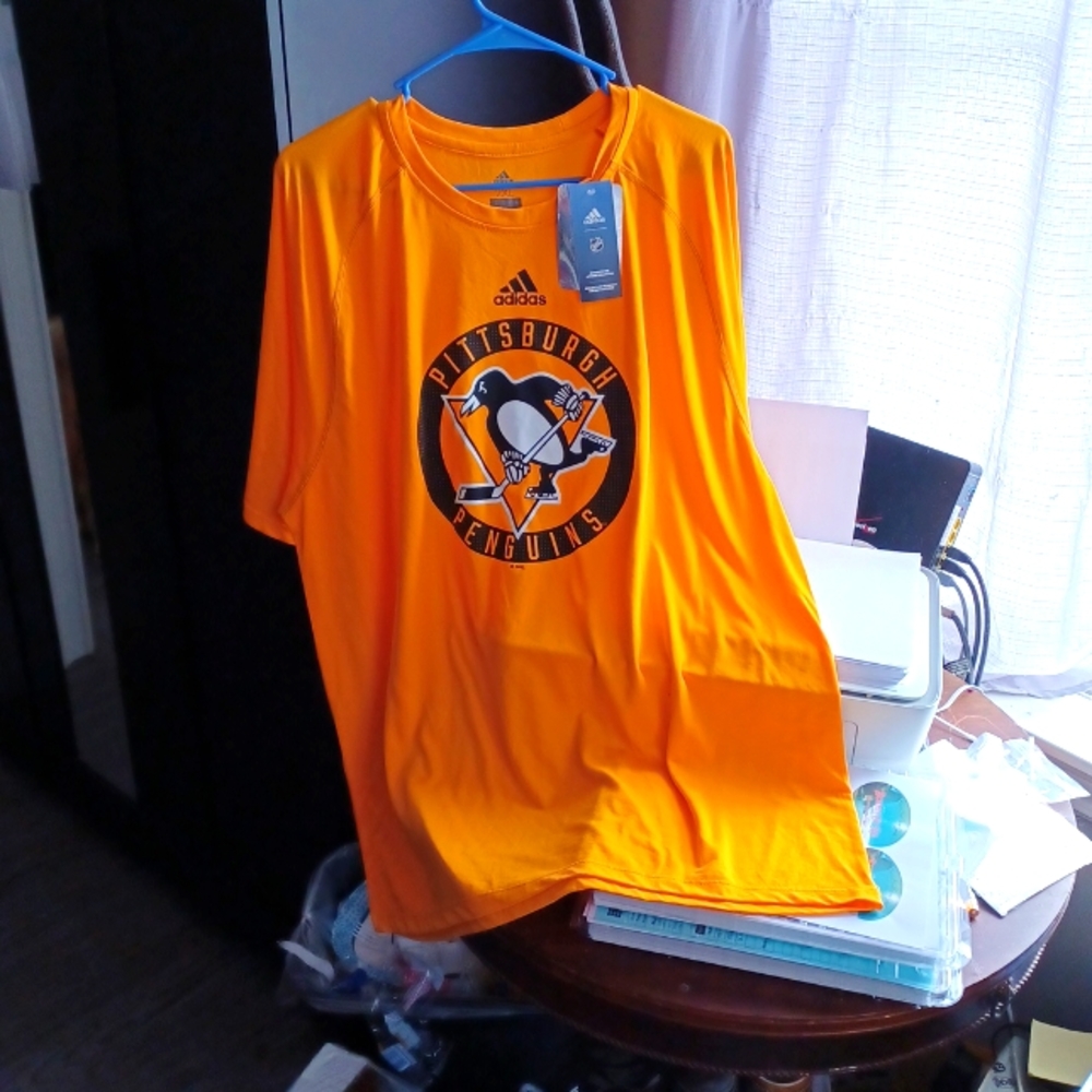 Adidas/NHL 2XL Penguins Climalite T-Shirt